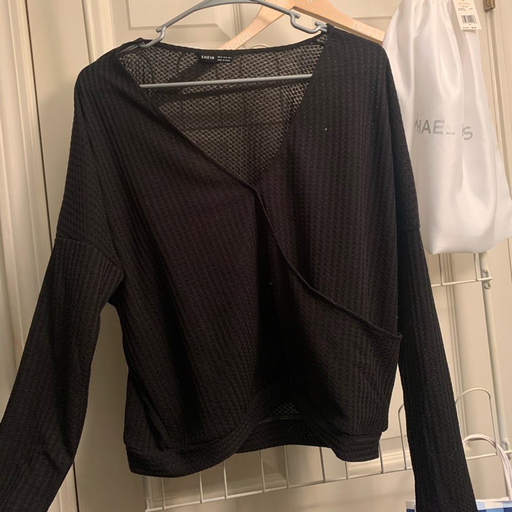 Black long sleeved shirt